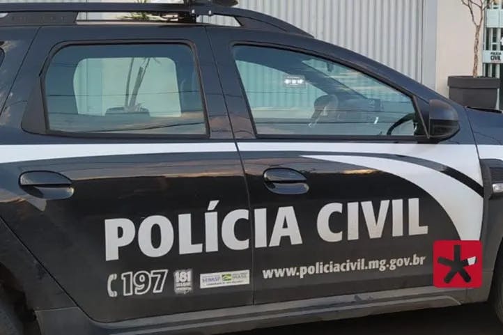 imagem mostrando viatura da Polícia Civil em frente a delegacia regional em Patos de Minas