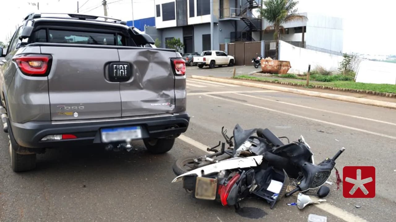 Motociclista sofre fratura exposta em acidente de trânsito na Avenida Marabá