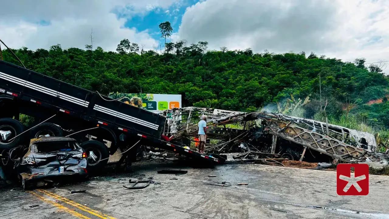 Acidente matou 39 pessoas na BR-116, em Teófilo Otoni